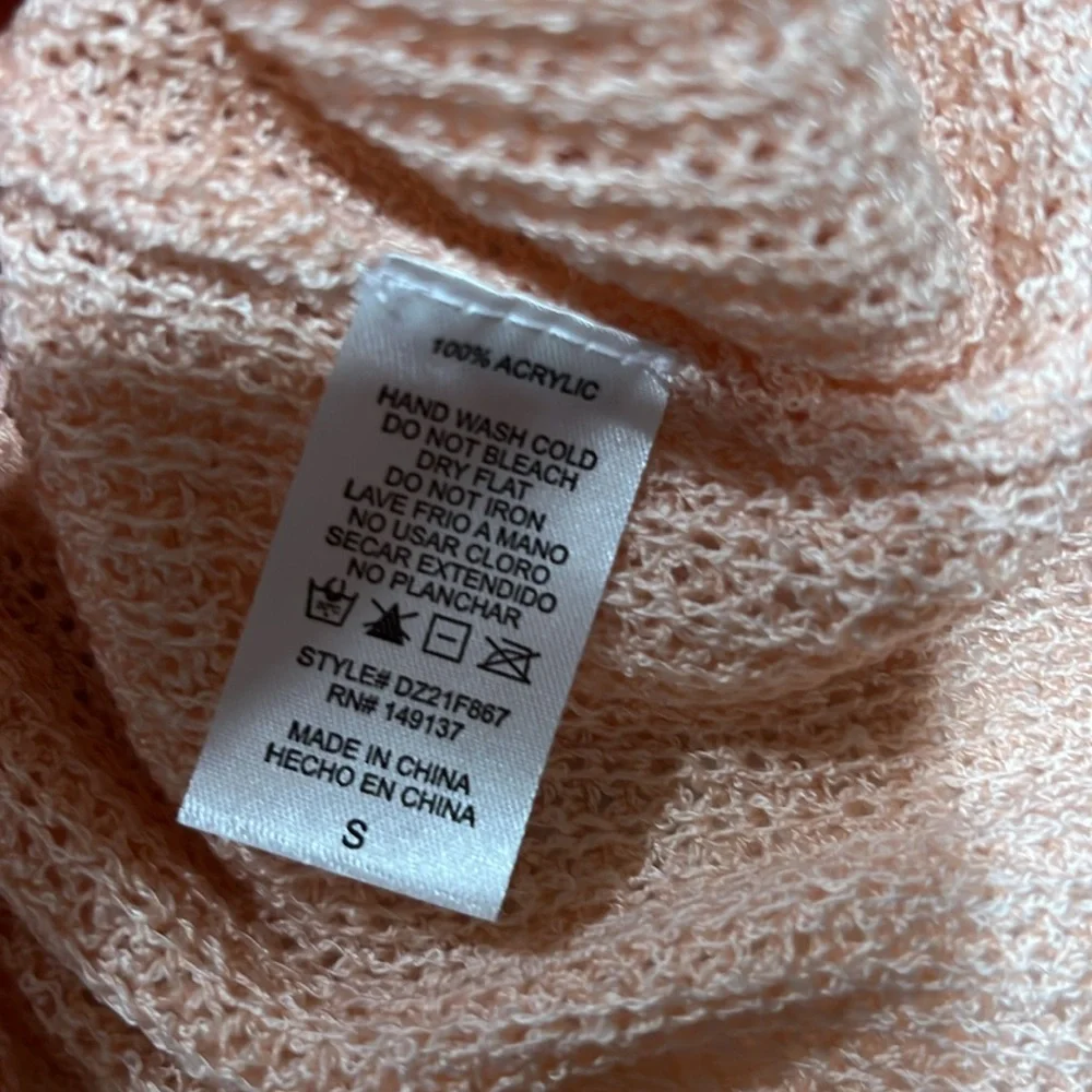 Double zero peach sweater size small - Picture 4 of 4